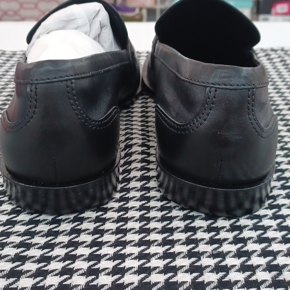 Arezzo Leather Loafers NWOB - Picture 5 of 9